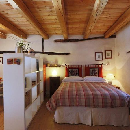 Stroppo Monolocale Gemma Locanda Codirosso מראה חיצוני תמונה
